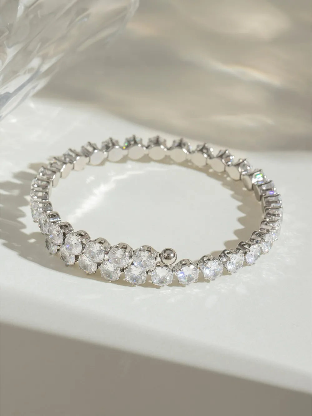 Bracelet Acier Inoxydable Incrusté Zircon | Bijou Élégant Femme | Accessoire Mode